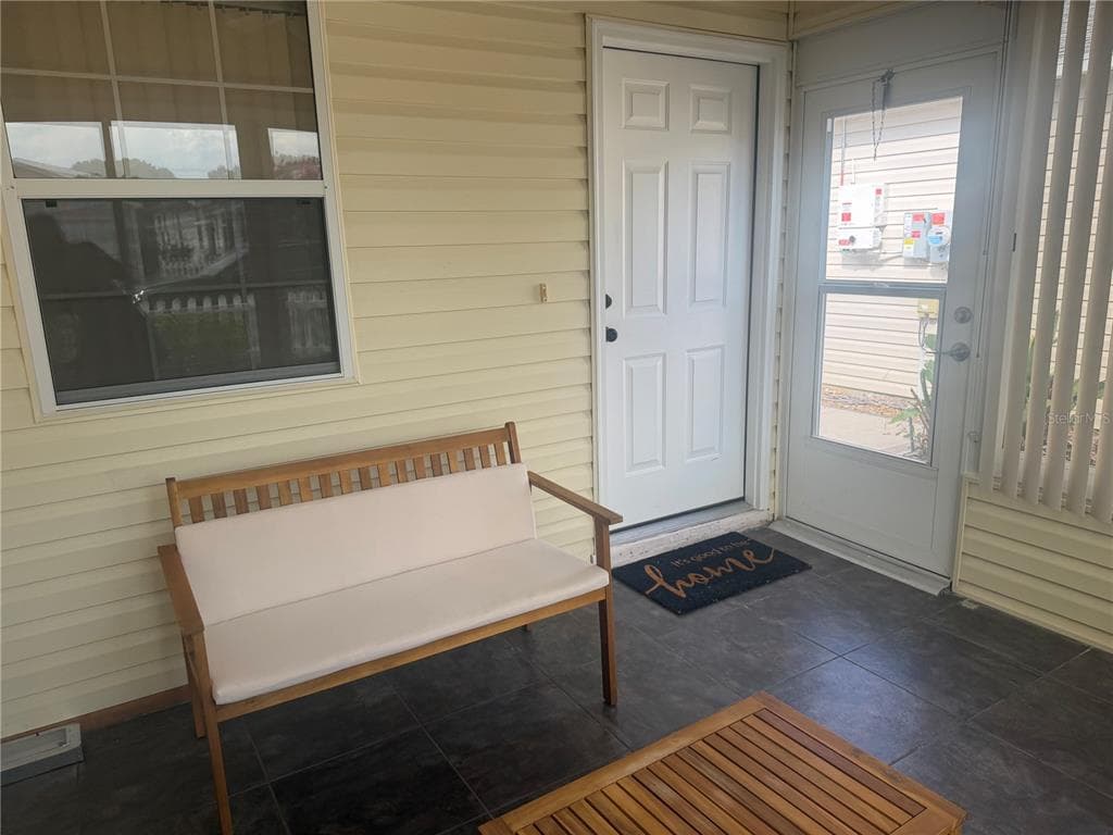 484 HILDALGO DRIVE, LADY LAKE, FL 32159 — zdjęcie 4