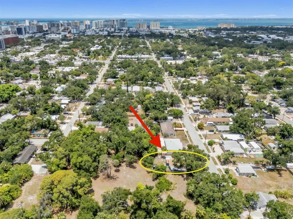 2178 7TH STREET, SARASOTA, FL 34237 — zdjęcie 2