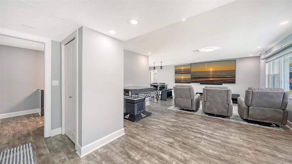 2828 SUNCREST DRIVE, SARASOTA, FL 34239 — zdjęcie 4