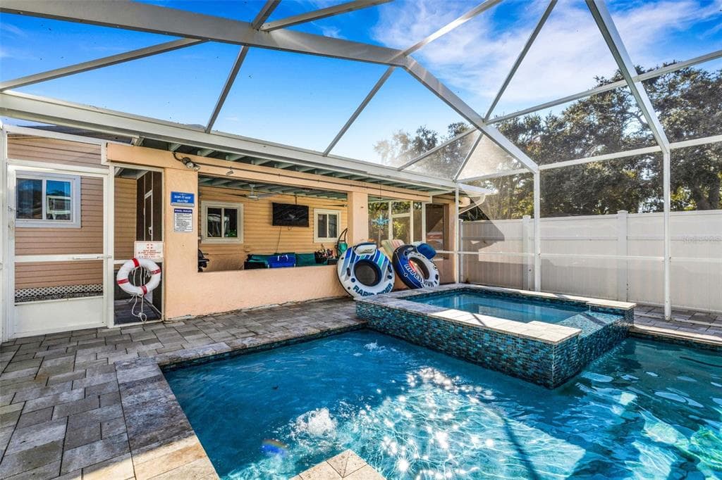 1600 LORETTA AVENUE NW, LARGO, FL 33770 — zdjęcie 5