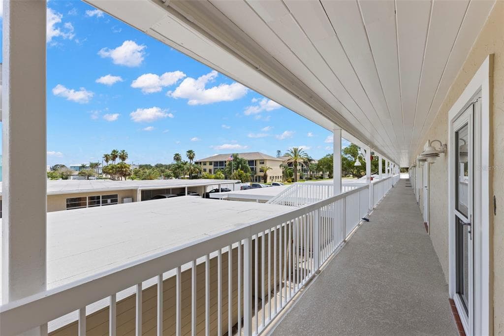 433 S PAULA DRIVE # 28, DUNEDIN, FL 34698 — zdjęcie 3