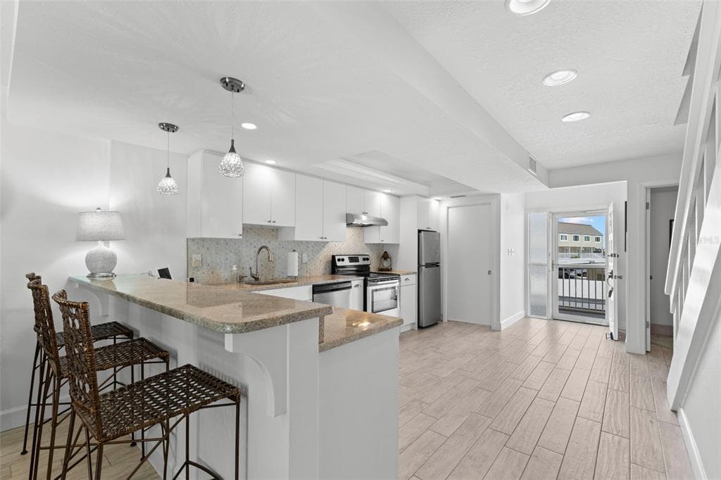 433 S PAULA DRIVE # 28, DUNEDIN, FL 34698 — zdjęcie 5