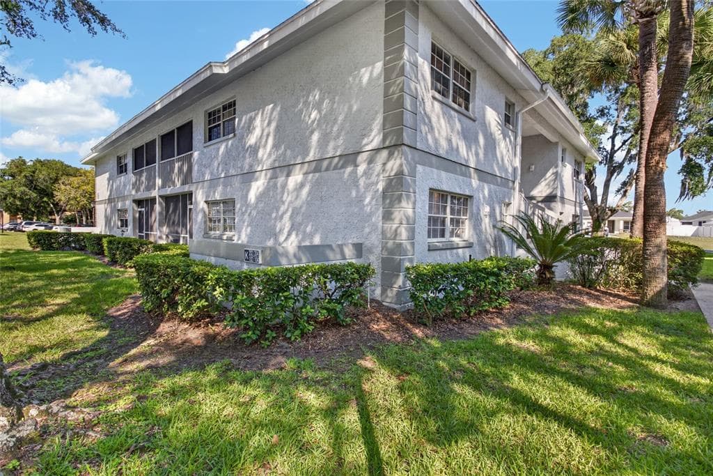 563 MIDWAY TRAK # K102, OCALA, FL 34472