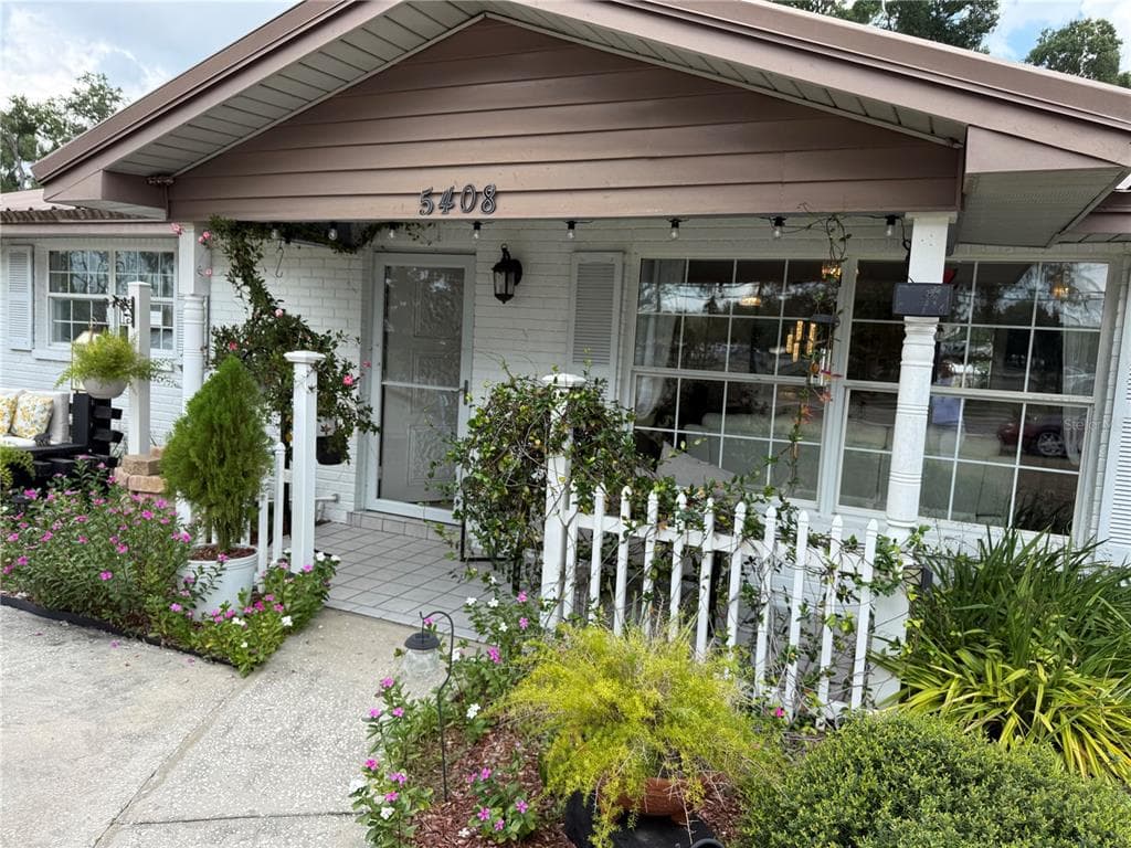 5408 EUREKA SPRINGS ROAD, TAMPA, FL 33610 — zdjęcie 4