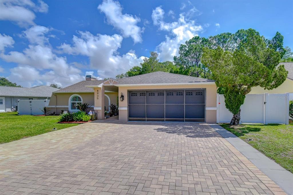 8935 RUGER DRIVE, NEW PORT RICHEY, FL 34655