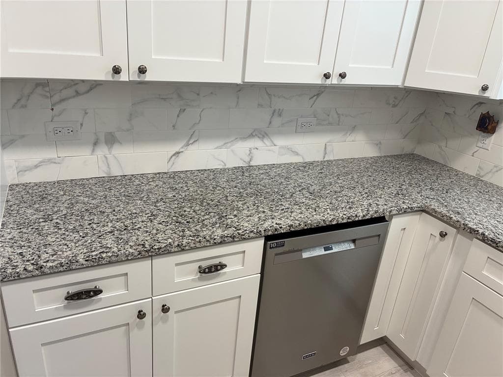 3748 CARDINAL BOULEVARD, DAYTONA BEACH, FL 32118 — zdjęcie 4