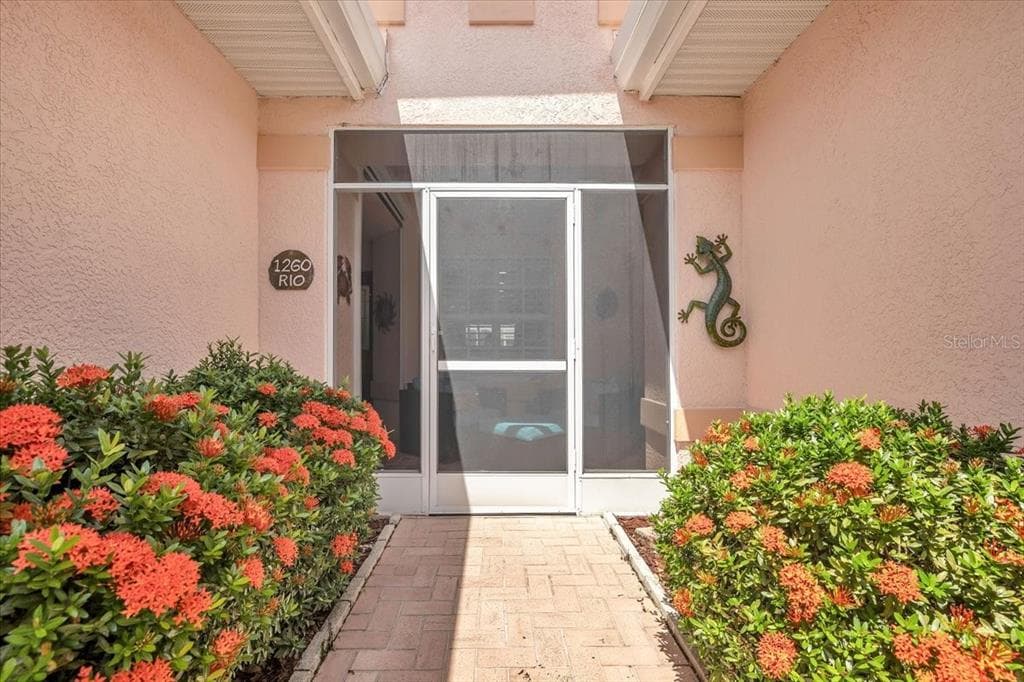 1260 RIO DE JANEIRO AVENUE # 102, PUNTA GORDA, FL 33983 — zdjęcie 4