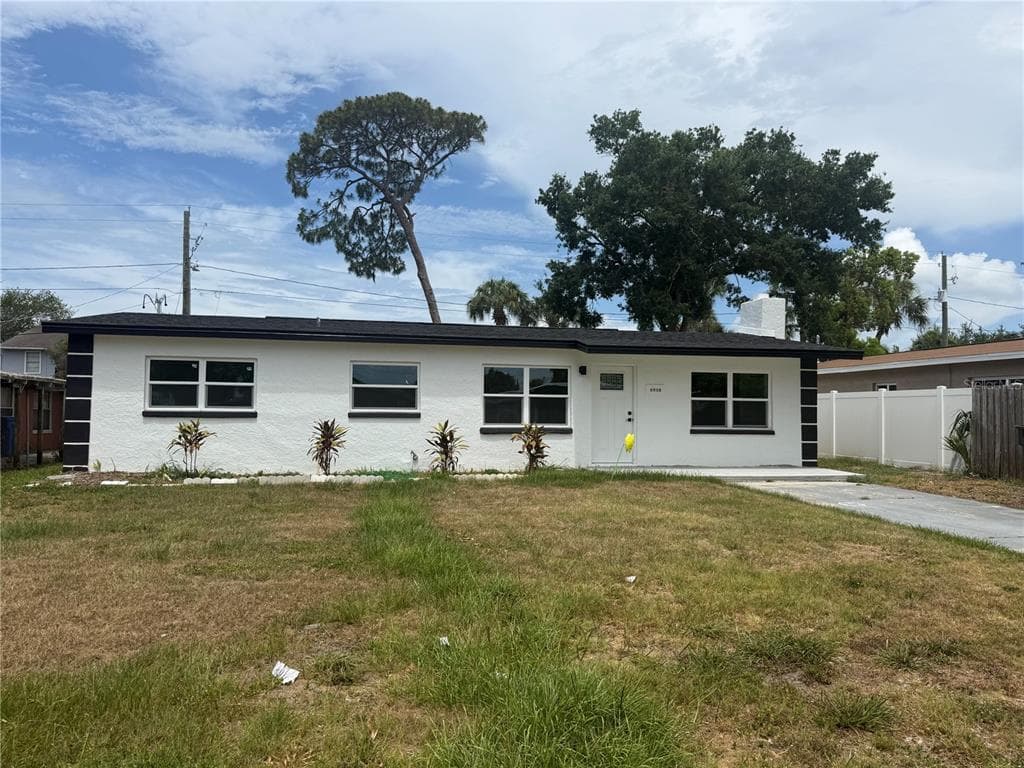 4910 HALIFAX DRIVE, TAMPA, FL 33615 — zdjęcie 2