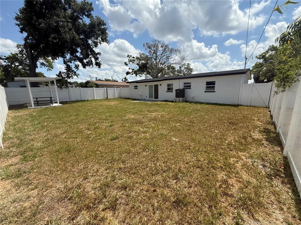 4910 HALIFAX DRIVE, TAMPA, FL 33615 — zdjęcie 4