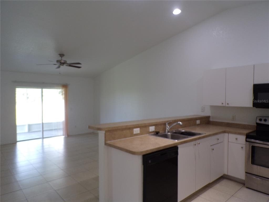 385 SUNFLOWER STREET # A, PUNTA GORDA, FL 33982 — zdjęcie 3