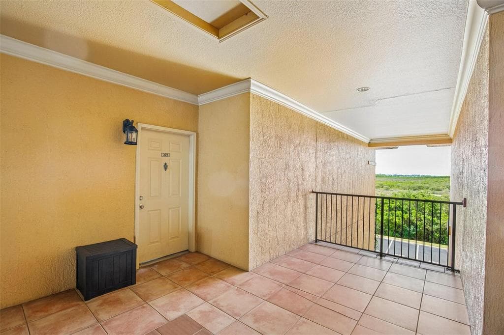 4333 BAYSIDE VILLAGE DRIVE # 322, TAMPA, FL 33615 — zdjęcie 5