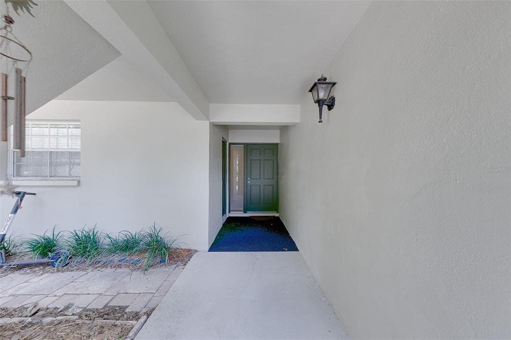 68 COUNTRY CLUB DRIVE, LARGO, FL 33771 — zdjęcie 2