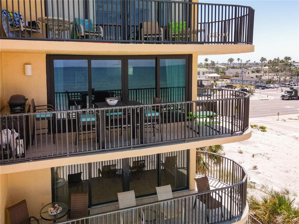 14146 GULF BOULEVARD # 3A, MADEIRA BEACH, FL 33708 — zdjęcie 4