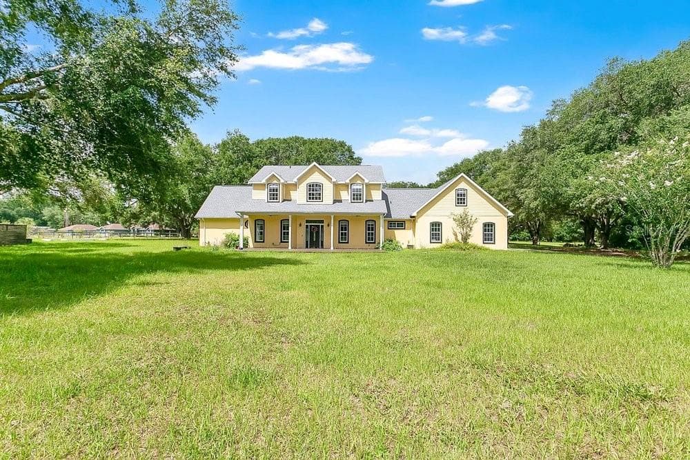 3700 SE 183RD AVENUE ROAD, OCKLAWAHA, FL 32179
