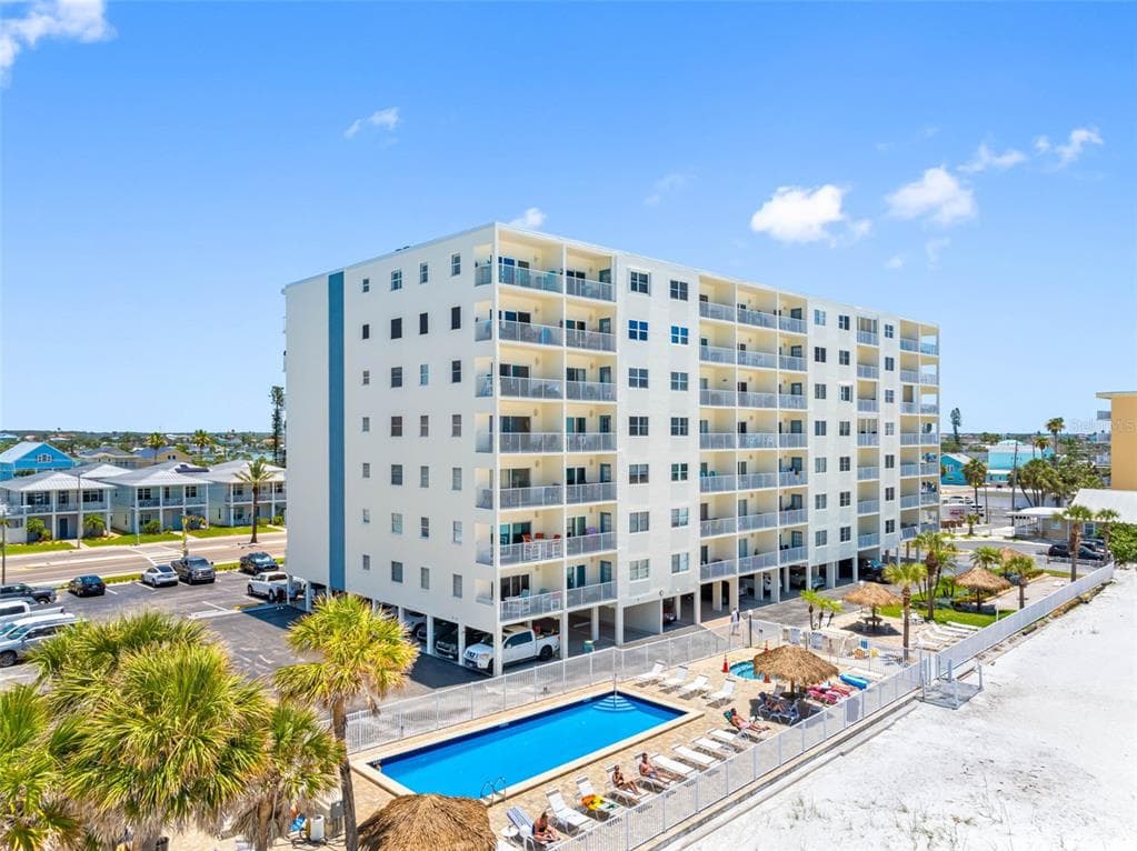 13500 GULF BOULEVARD # 605, MADEIRA BEACH, FL 33708