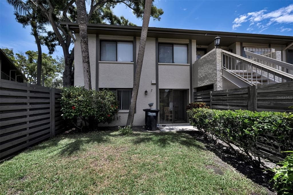 3165 LANDMARK DRIVE # 711, CLEARWATER, FL 33761