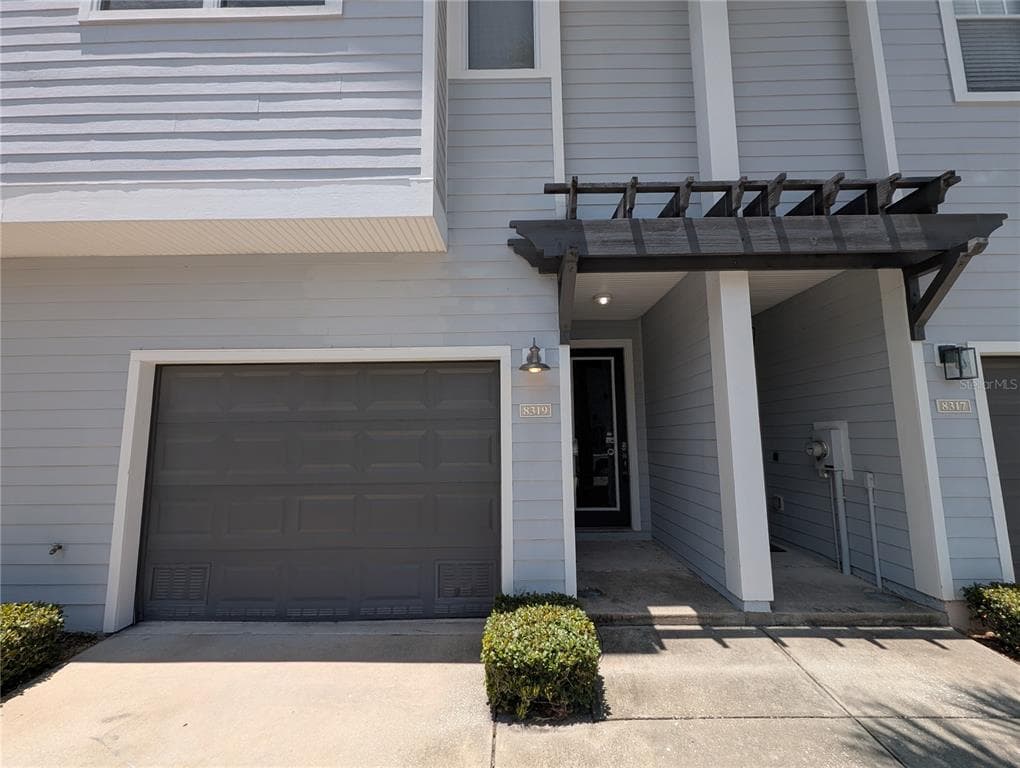 8319 KING BLOSSOM COURT, TAMPA, FL 33615 — zdjęcie 3