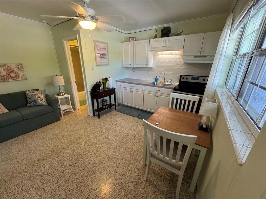 104 BASE AVENUE W # C, VENICE, FL 34285 — zdjęcie 3