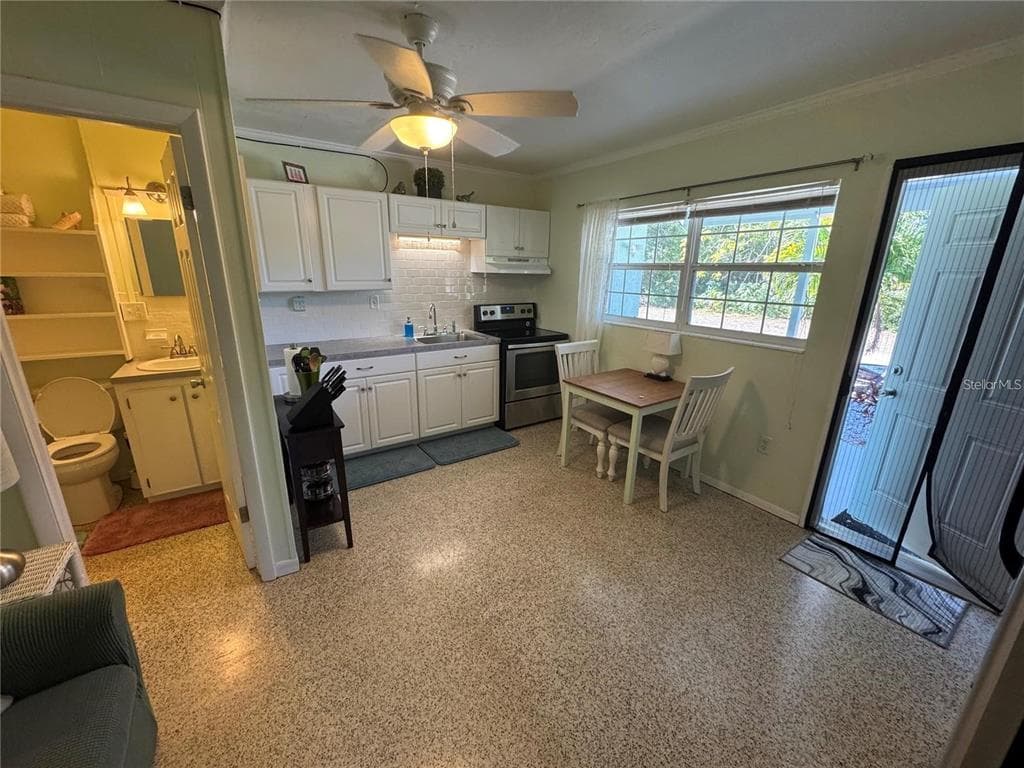 104 BASE AVENUE W # C, VENICE, FL 34285 — zdjęcie 4