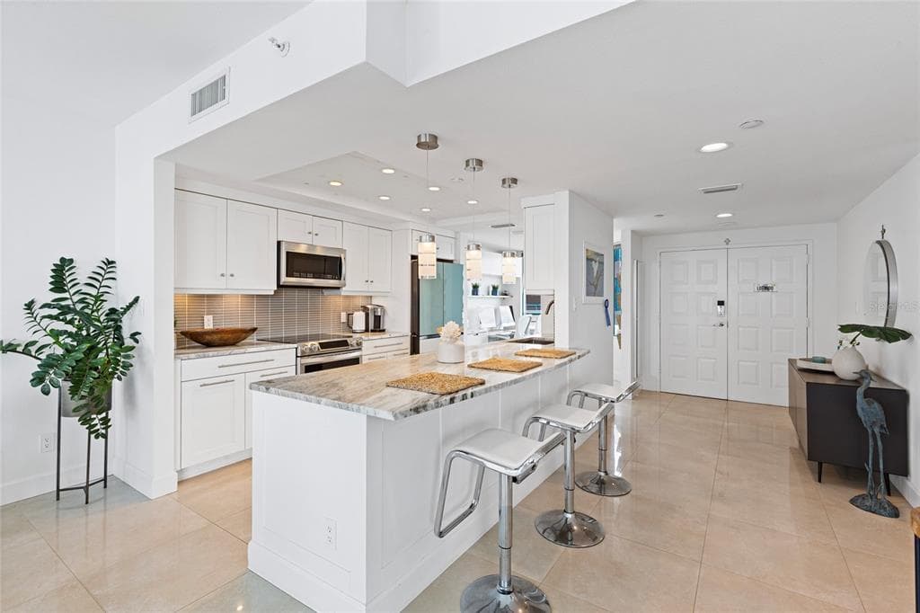 1520 GULF BOULEVARD # 1807, CLEARWATER BEACH, FL 33767 — zdjęcie 5