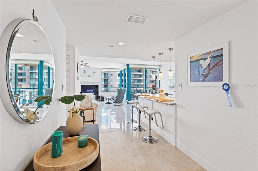 1520 GULF BOULEVARD # 1807, CLEARWATER BEACH, FL 33767 — zdjęcie 4