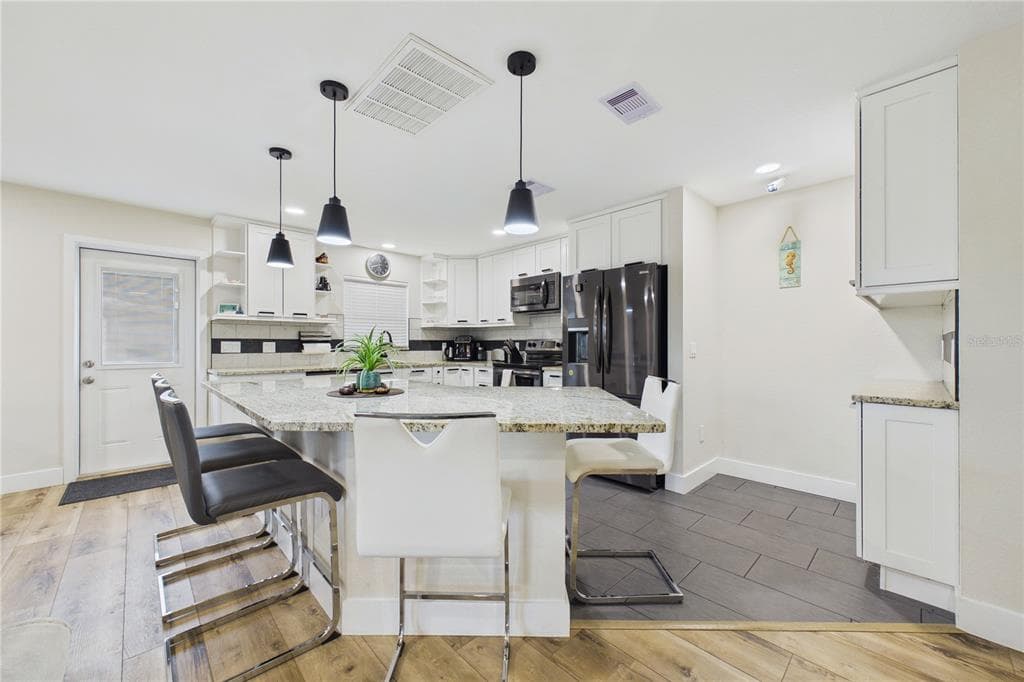 132 CONCORD DRIVE NE, PORT CHARLOTTE, FL 33952 — zdjęcie 3