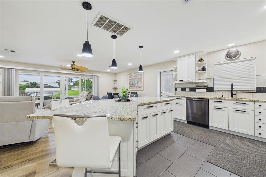 132 CONCORD DRIVE NE, PORT CHARLOTTE, FL 33952 — zdjęcie 5