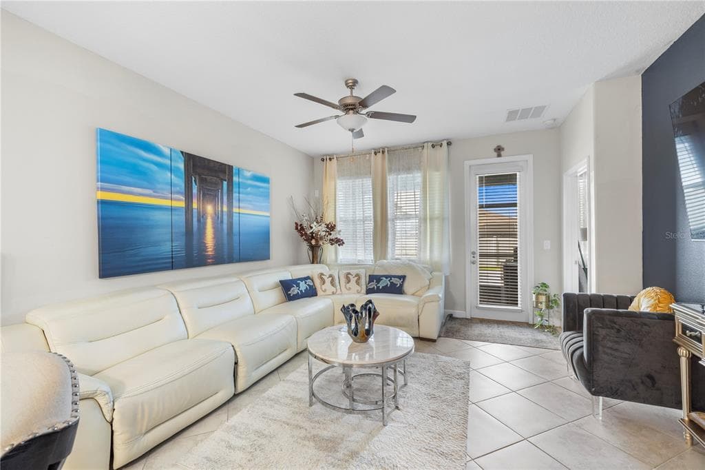9611 IVORY DRIVE, SUN CITY CENTER, FL 33573 — zdjęcie 5