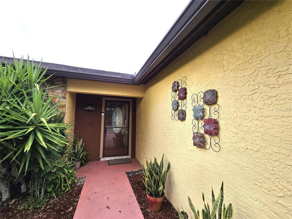 812 SANDALWOOD DRIVE, PLANT CITY, FL 33563 — zdjęcie 2