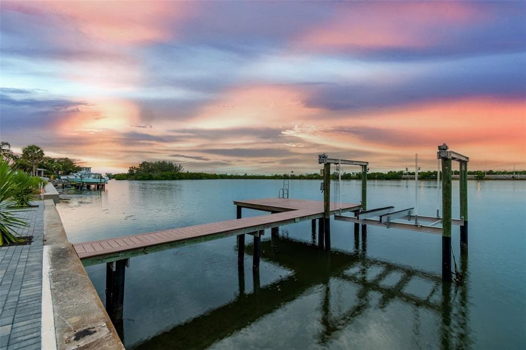5811 MARINER STREET, TAMPA, FL 33609 — zdjęcie 3