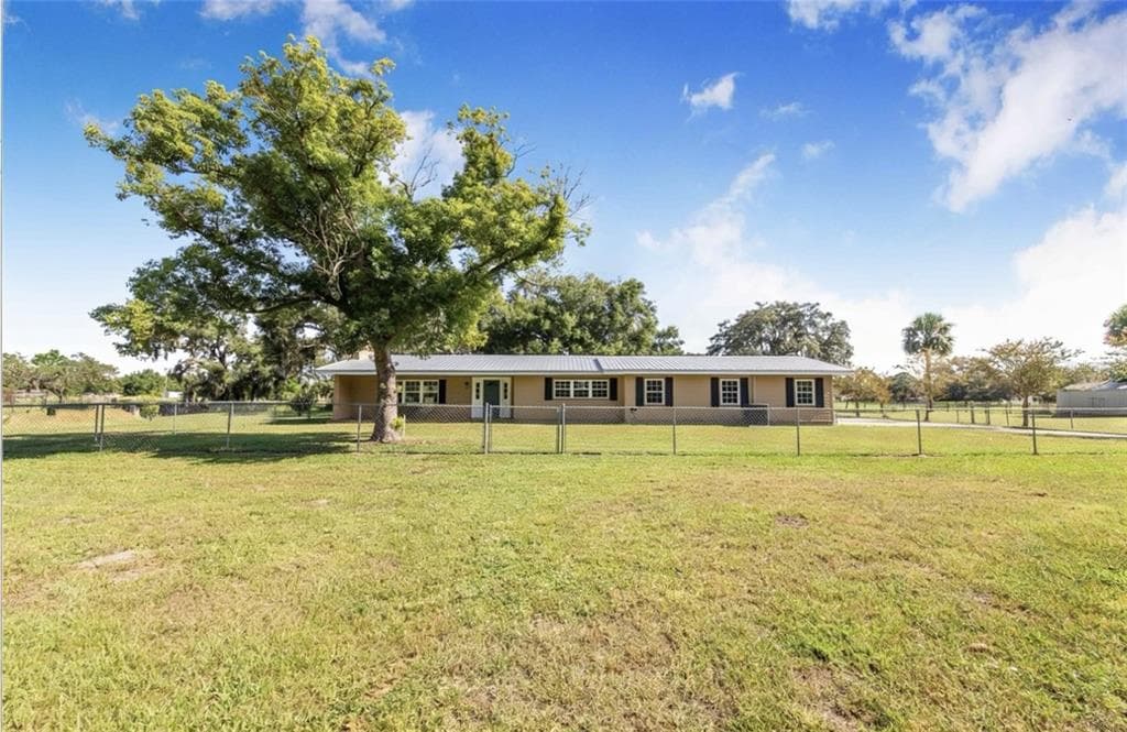 4854 E HINSON AVENUE, HAINES CITY, FL 33844