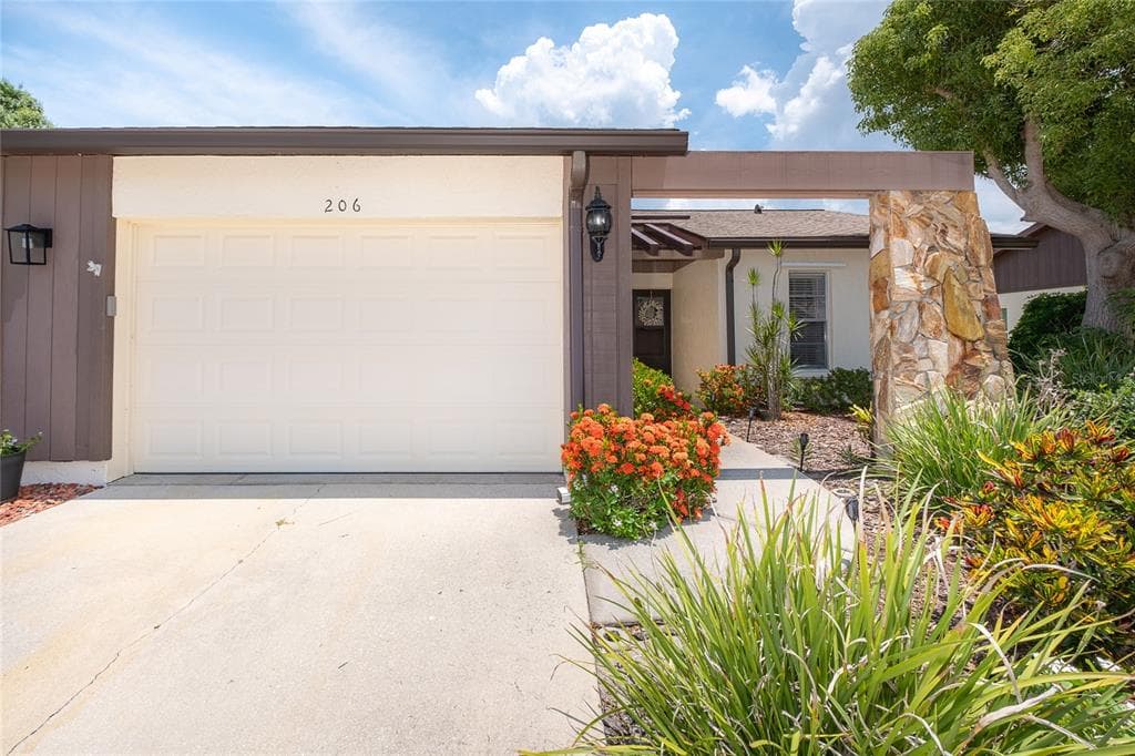 206 ASPEN STREET, ENGLEWOOD, FL 34223