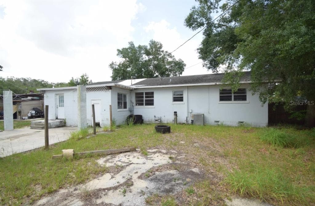 307 STEEDLY AVENUE, LAKE WALES, FL 33853