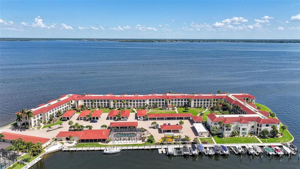 1 COLONY POINT DRIVE # A10, PUNTA GORDA, FL 33950 — zdjęcie 2