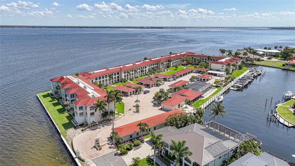 1 COLONY POINT DRIVE # A10, PUNTA GORDA, FL 33950 — zdjęcie 3