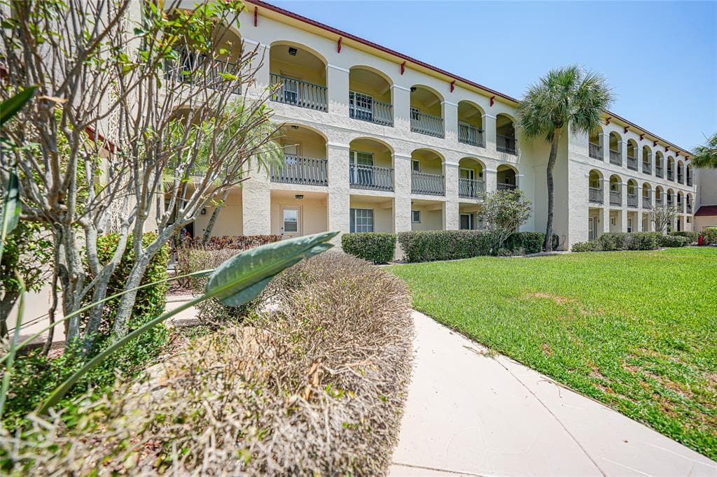1 COLONY POINT DRIVE # A10, PUNTA GORDA, FL 33950 — zdjęcie 4