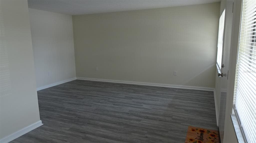8100 DR MARTIN LUTHER KING JR STREET N # 105, ST PETERSBURG, FL 33702 — zdjęcie 3