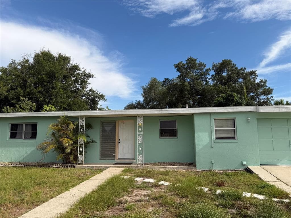 21077 GERTRUDE AVENUE, PORT CHARLOTTE, FL 33952