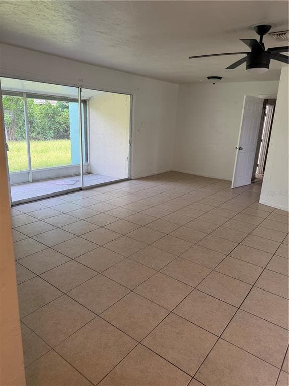 21077 GERTRUDE AVENUE, PORT CHARLOTTE, FL 33952 — zdjęcie 5