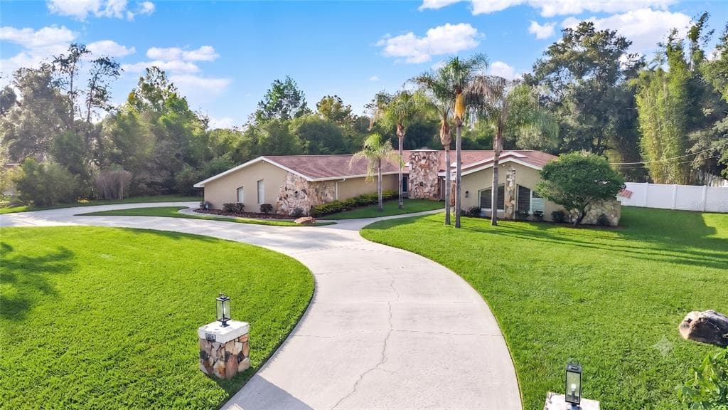 7487 RIVER COUNTRY DRIVE, WEEKI WACHEE, FL 34607 — zdjęcie 5