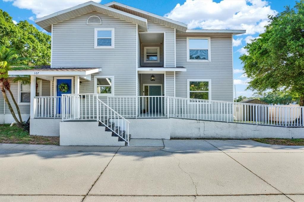107 47TH AVENUE N, ST PETERSBURG, FL 33703 — zdjęcie 2