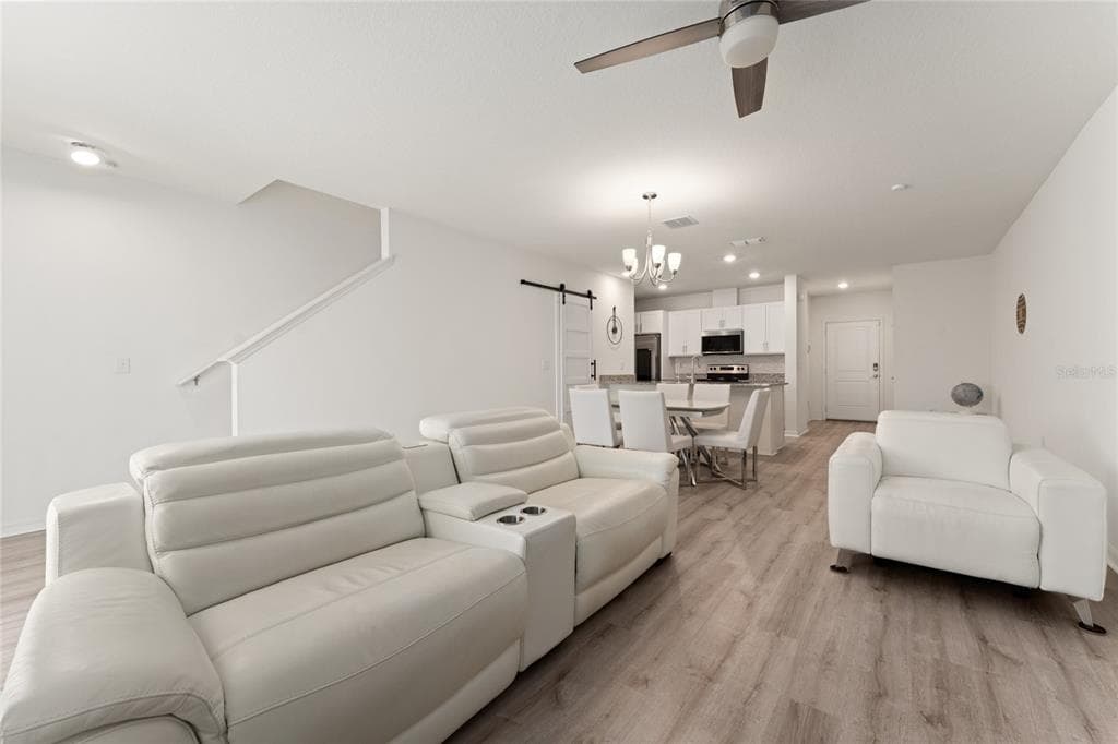 697 STONEY POINTE CIRCLE, DAVENPORT, FL 33896 — zdjęcie 3