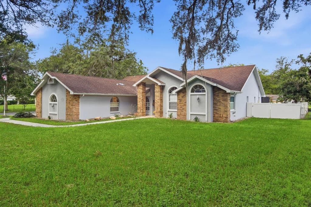483 LINCOLN AVENUE, MASARYKTOWN, FL 34604