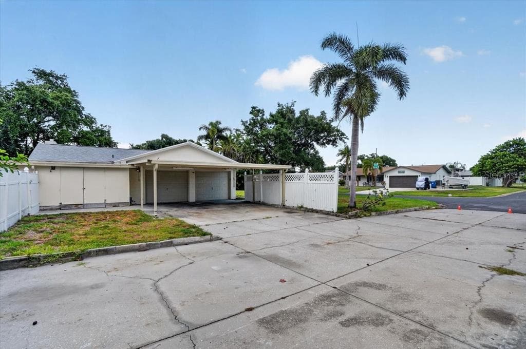 6999 16TH AVENUE N, ST PETERSBURG, FL 33710 — zdjęcie 5