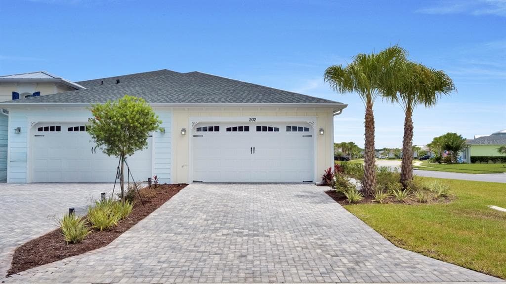 202 SUMMERTIME PLACE, DAYTONA BEACH, FL 32124