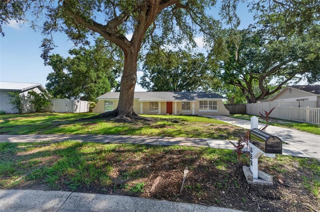 522 HIGHVIEW CIRCLE N, BRANDON, FL 33510 — zdjęcie 3