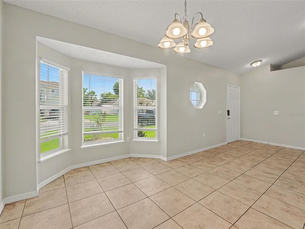 212 CANTERBURY COURT, KISSIMMEE, FL 34758 — zdjęcie 4