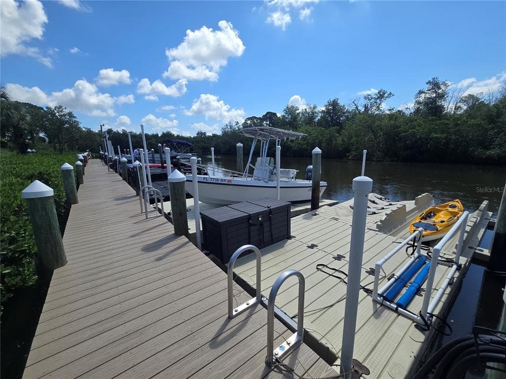 1673 SEASCAPE CIRCLE # 102, TARPON SPRINGS, FL 34689