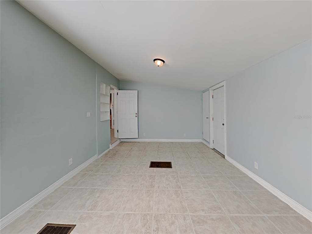 628 N HALIFAX AVENUE, DAYTONA BEACH, FL 32118 — zdjęcie 4