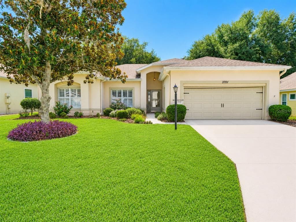 3701 PLANTATION BOULEVARD, LEESBURG, FL 34748